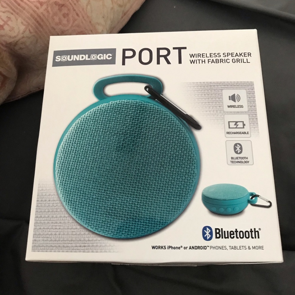 Blue port speaker